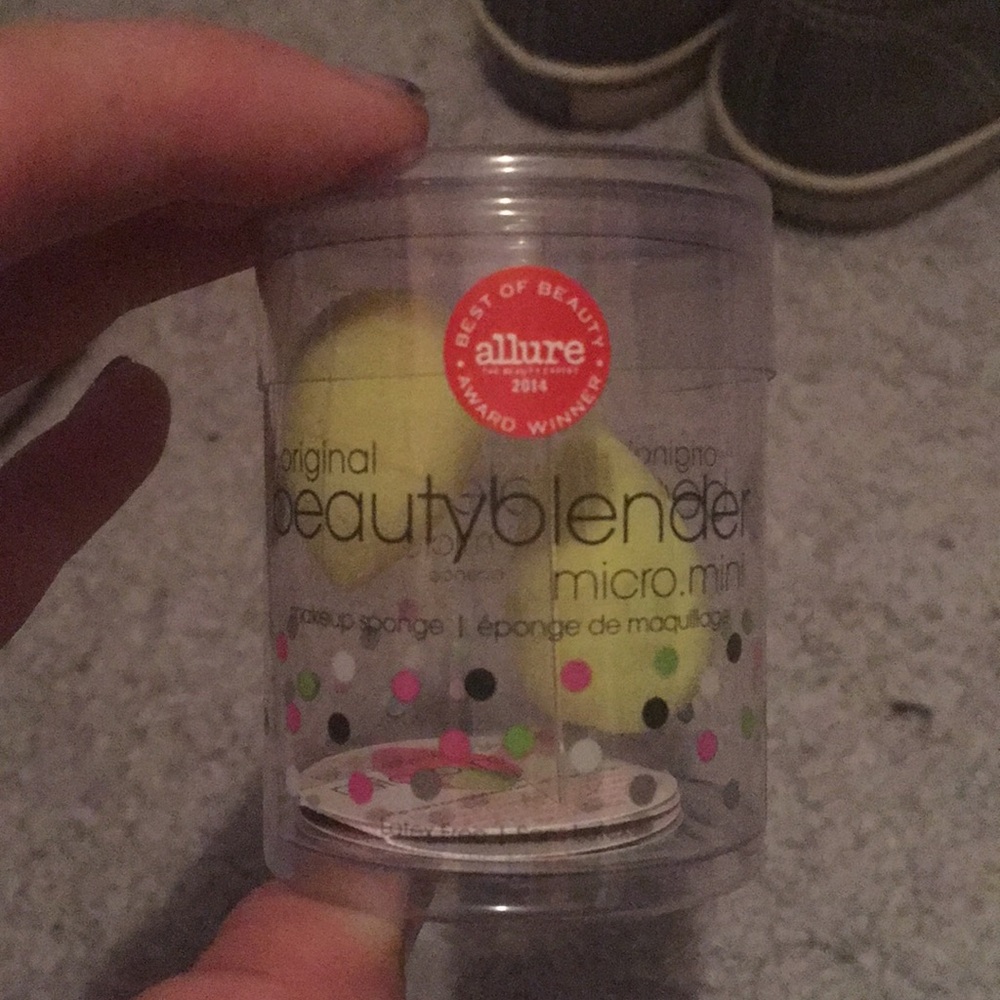 Brand new beauty blenders